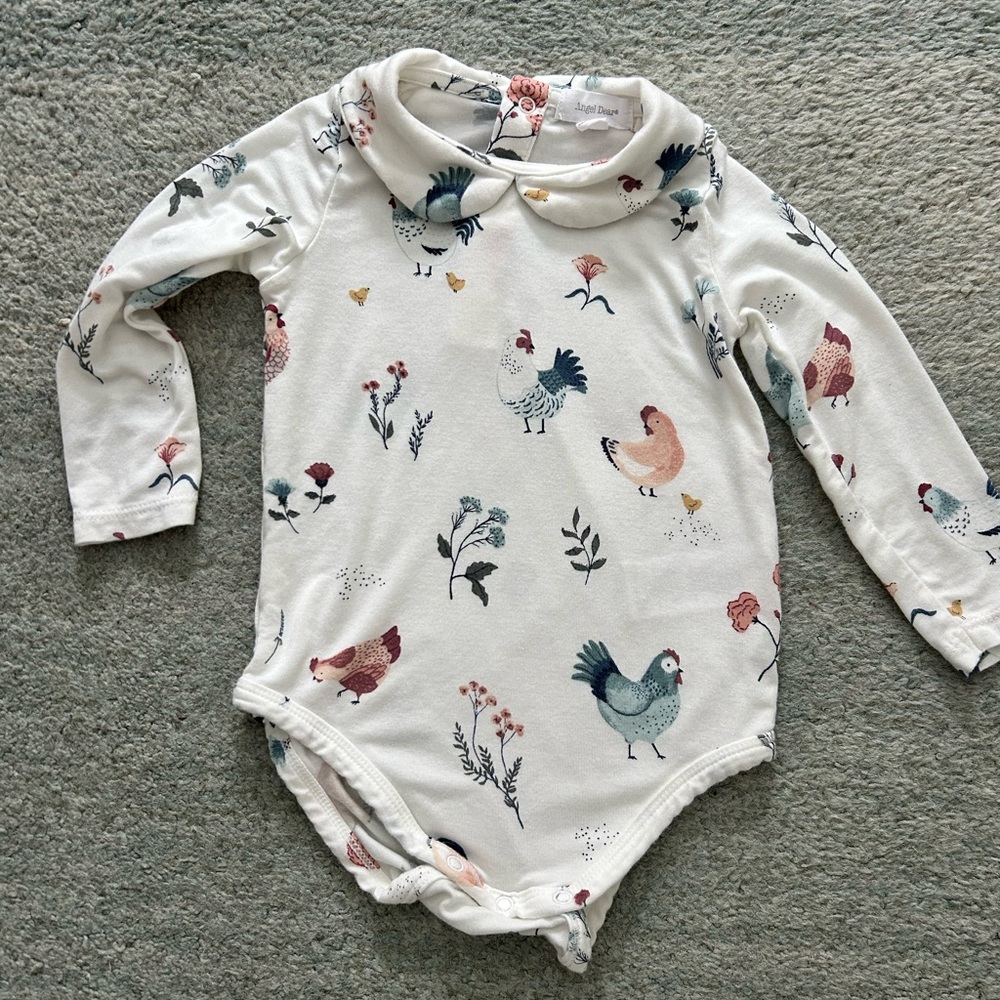 Angel Dear Baby Heirloom Chicken Bodysuit With Peter Pan Collar Size 6-12 Months